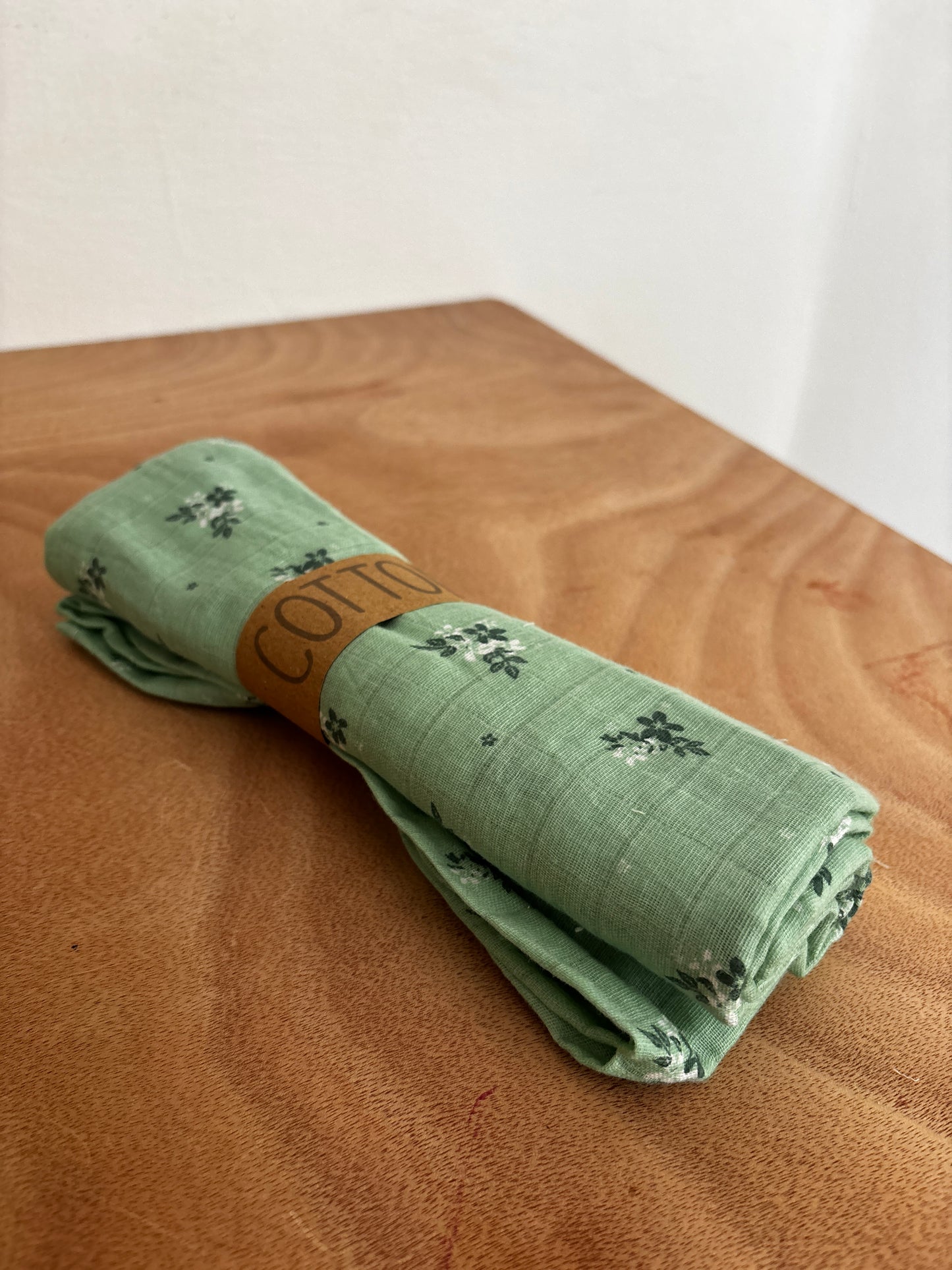 Swaddles